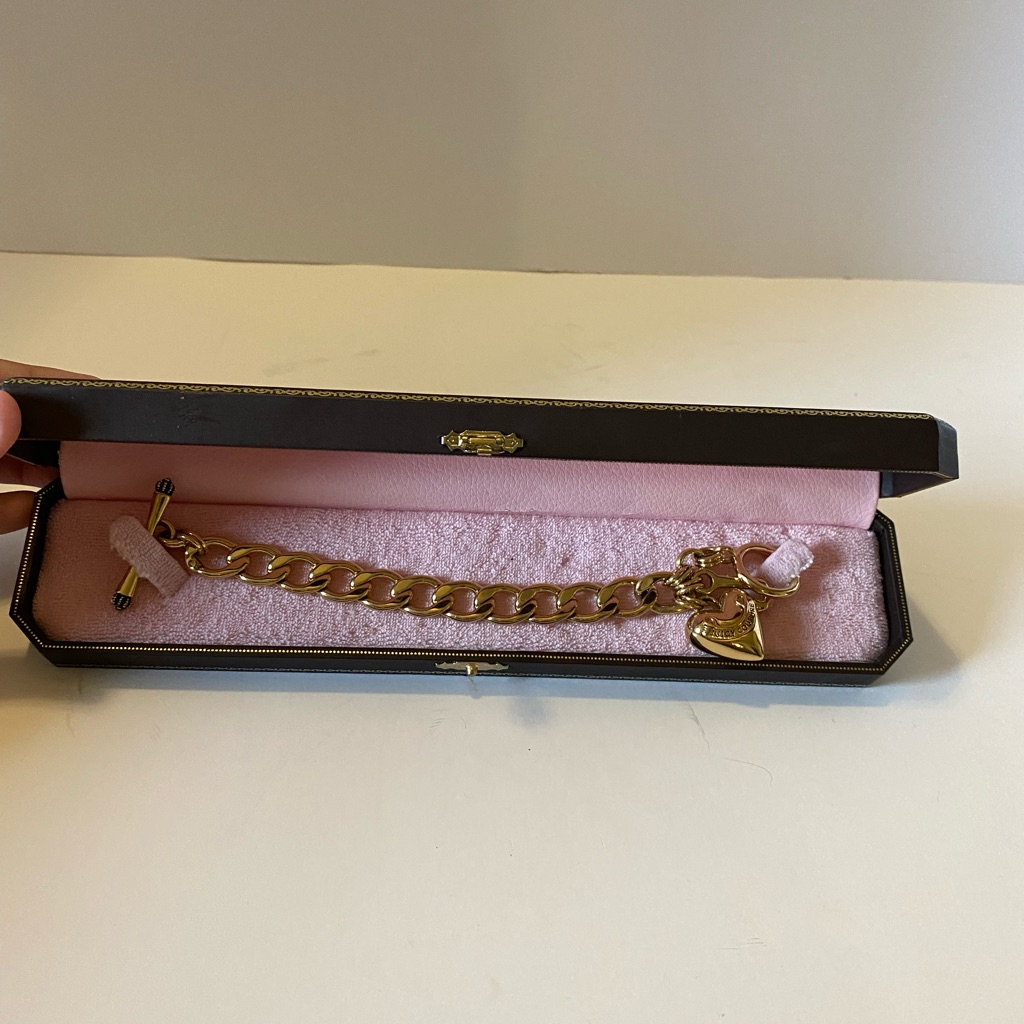 Juicy Couture